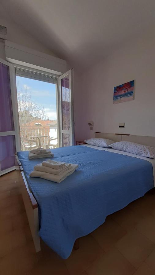 Hotel Elisabetta 2 Stelle Католика Екстериор снимка